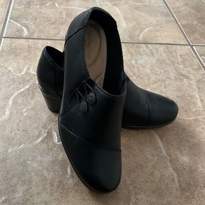 Clarks Emslie Warren Side Zip bootie size 6.5